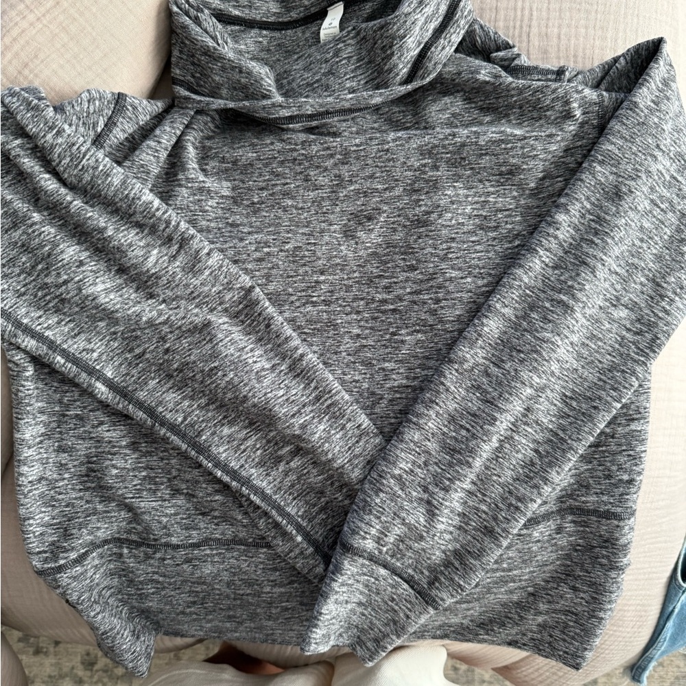 Lululemon Athletica Heathered Gray Top